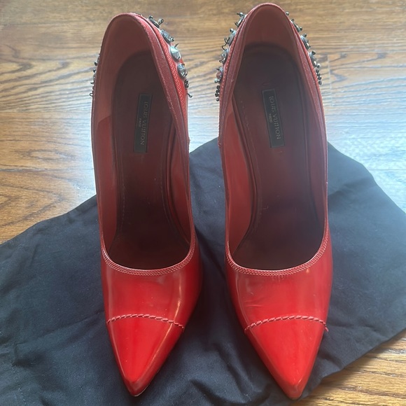 Vintage Louis Vuitton Red heels - Picture 1 of 4